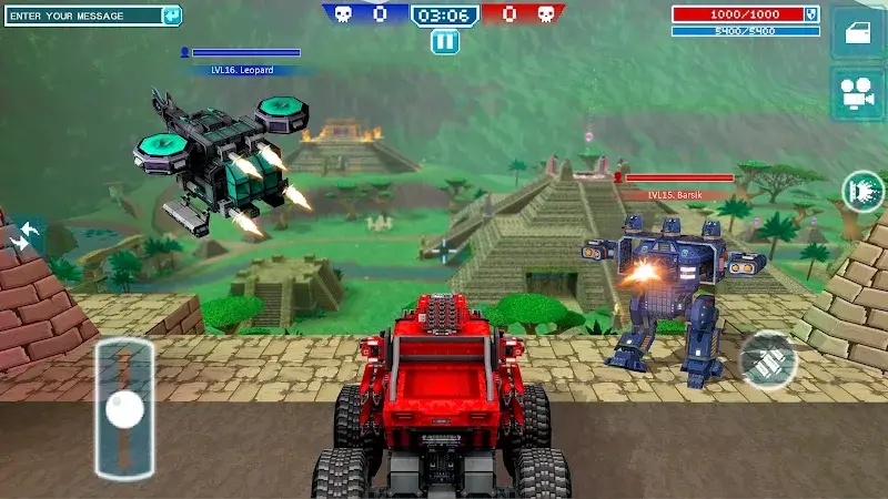 ภาพหน้าจอ Blocky Cars Online 2
